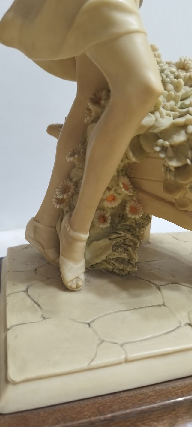 Figura diseñada por el artista Victorio Tessaro.