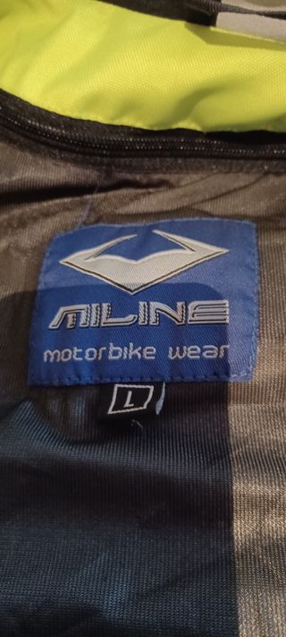 Chaqueta y pantalón moto