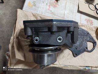 Chapa bomba  de agua john deere