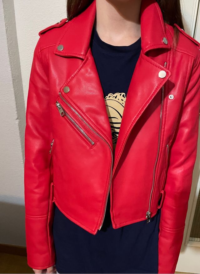 chaqueta roja
