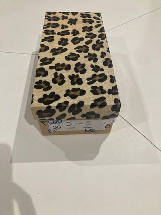 Zapatos tacón bajo cuadrado 