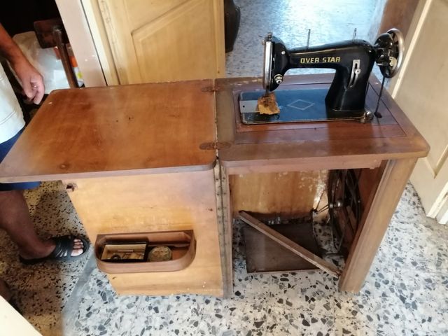 Macchina da cucire Over Star