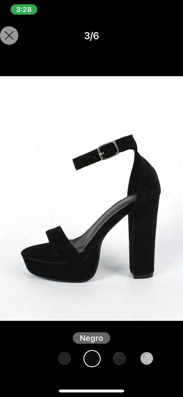 Tacones negros