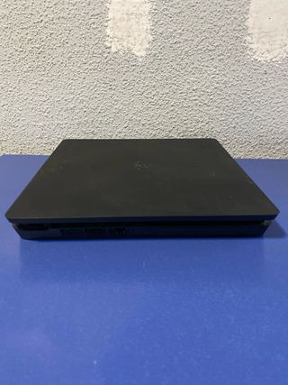 playstation 4 slim 1Tb