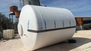 Depósitos de poliester de todo tipo agua