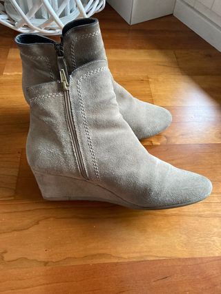 botines de ante. Fosco. 40