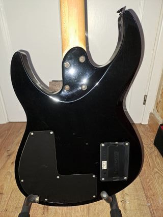 GUITARRA VARIAX JTV-89 James Tyler Line6