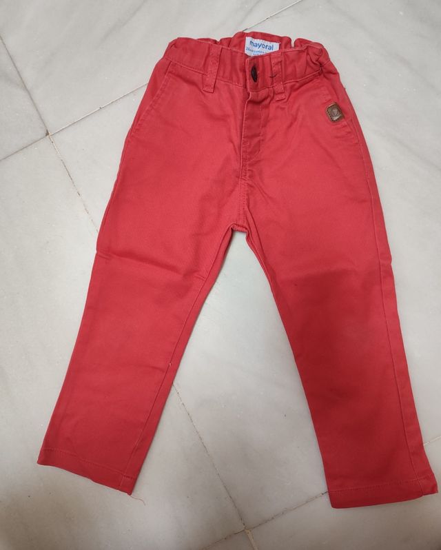 Pantalón rojo niño mayoral 24 meses