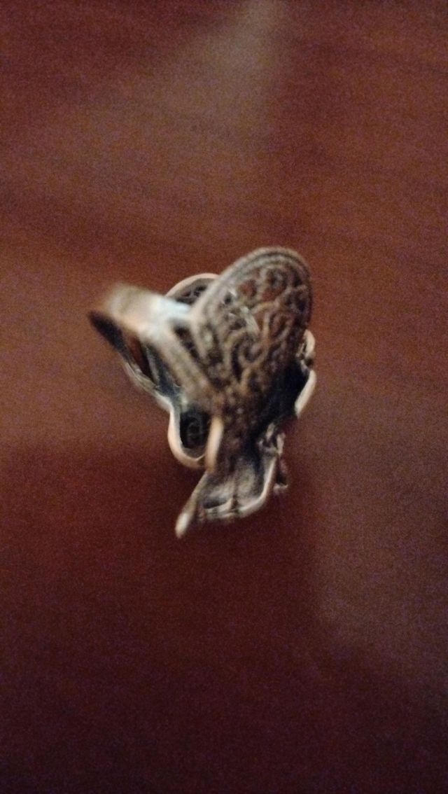 Anillo de plata con forma de hada