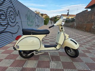 Vespa 200 Iris