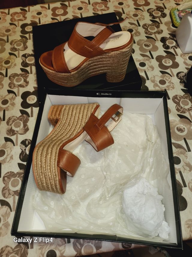 Sandali con zeppa cuoio n.37