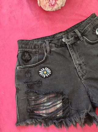 Shorts vaquero bordado de Zara🌺