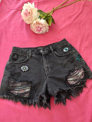 Shorts vaquero bordado de Zara🌺