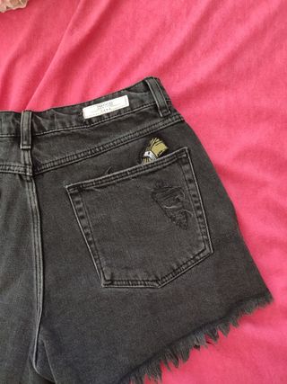 Shorts vaquero bordado de Zara🌺