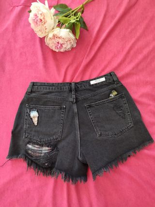 Shorts vaquero bordado de Zara🌺