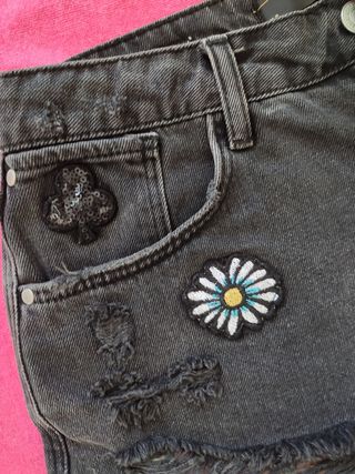 Shorts vaquero bordado de Zara🌺