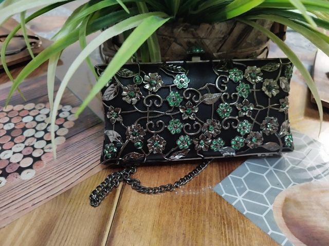 vestido de niña prácticamente nuebo