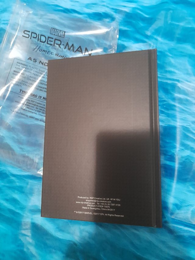 Note book Spiderman nuovo senza cartelli