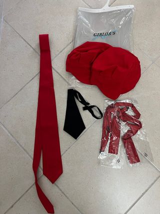 Cravatte e berretti