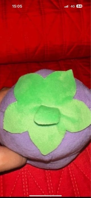 Peluche a forma di melanzana