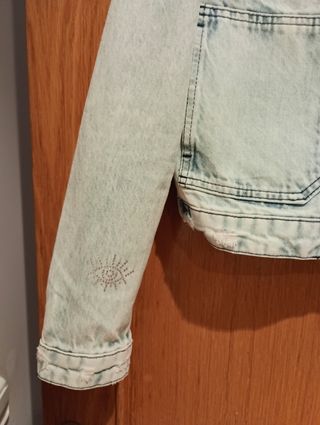 Chaqueta vaquera trucker ojos Desigual