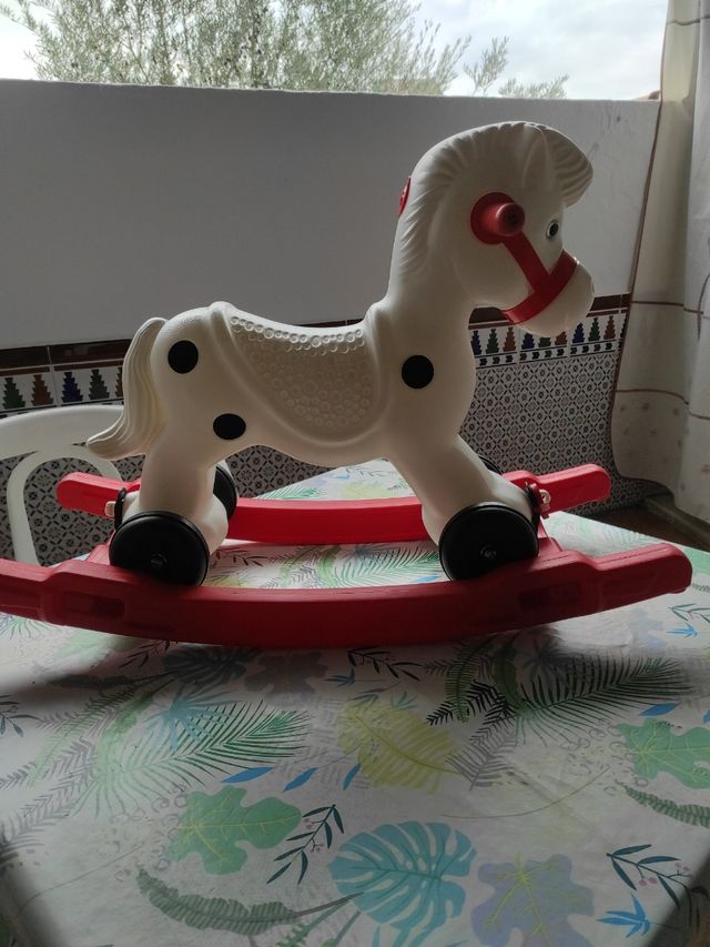 caballo balancín 