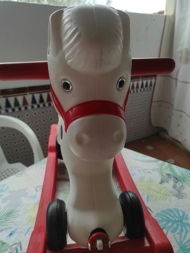 caballo balancín 