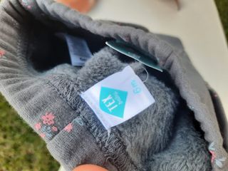 Pantalón bebé niña.