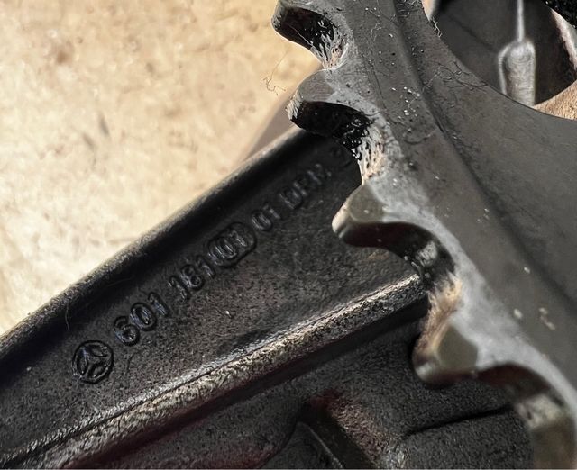 Bomba aceite Mercedes 190 W201 