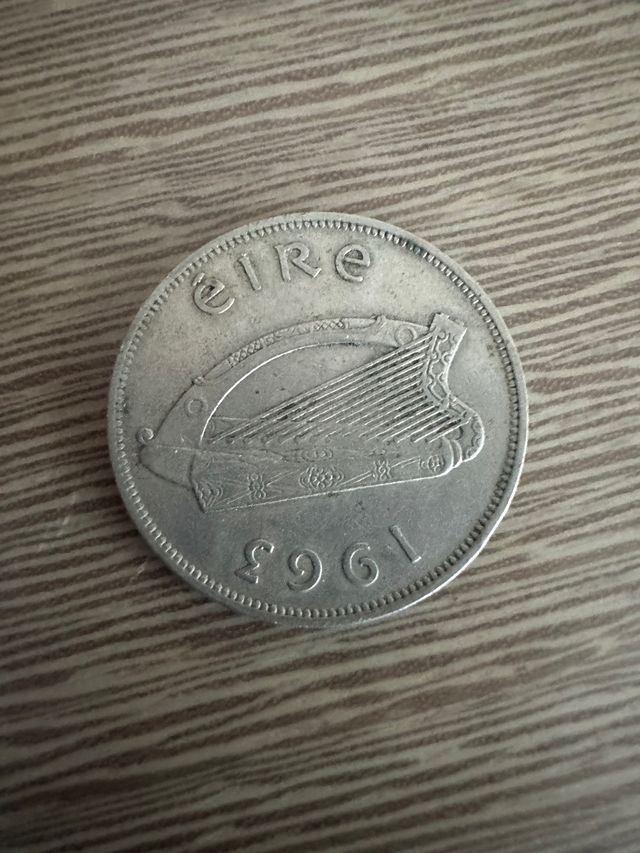 Preziosa e grande moneta Irlanda anno 1963