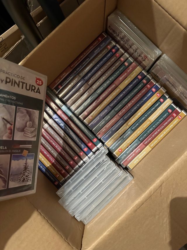 coleccion de libros y discos de pintura