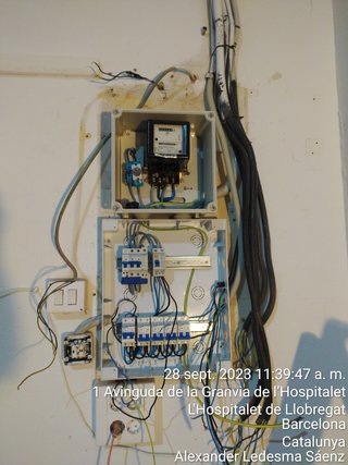 Técnico elétrico, operador de lâmpadas
