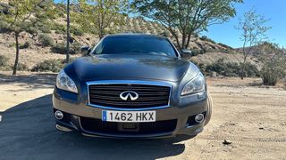 Infiniti Q70 2014