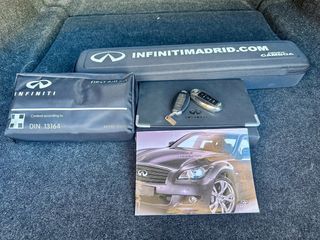 Infiniti Q70 2014