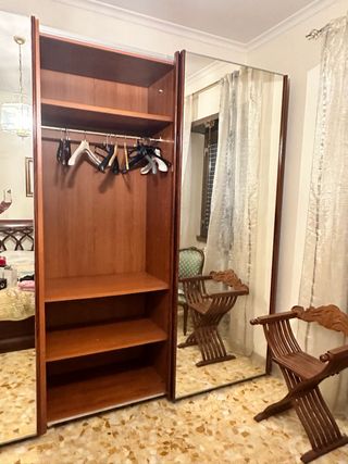 Camera da letto completa.