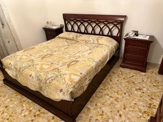 Camera da letto completa.