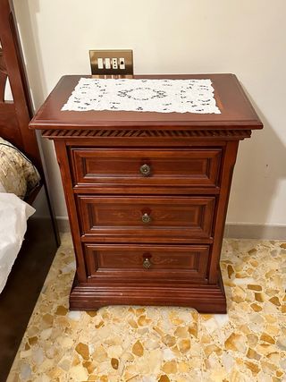 Camera da letto completa.