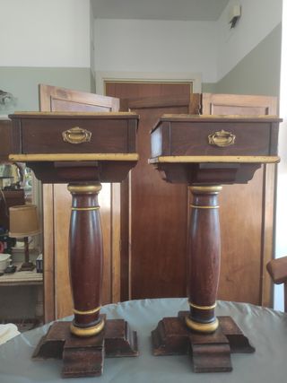 Conjunto de 2 mesitas antiguas