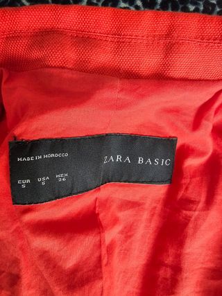 Cazadora tachuelas Zara