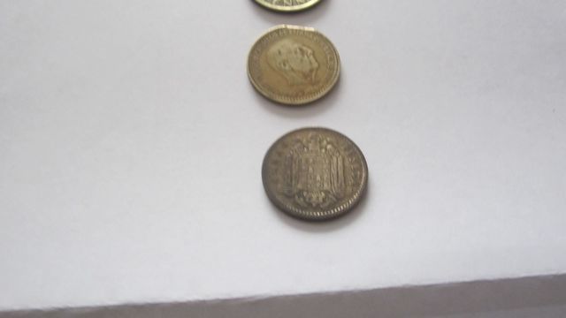 MONEDAS ANTIGUAS PESETAS Y PENIQUES