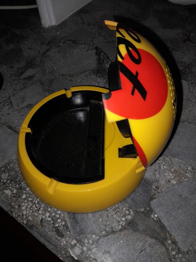 POSACENERE, SIFONE E CARAFFA + J&B GIFT