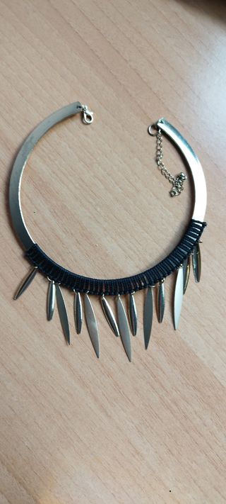 Varios colgantes diferentes