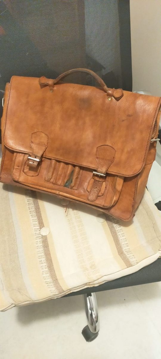 Maletin piel / Maleta documents / Cartera de pell