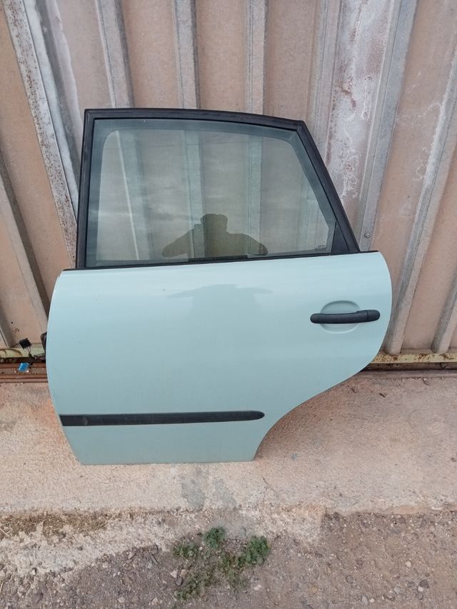 mueble puerta Seat Ibiza