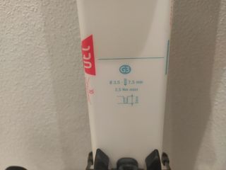 botas y bastones esquí niña