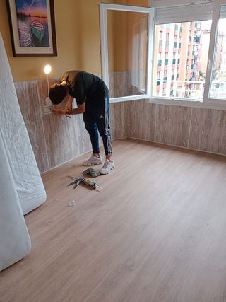 Reformas plato ducha suelos, revestimiento pared.
