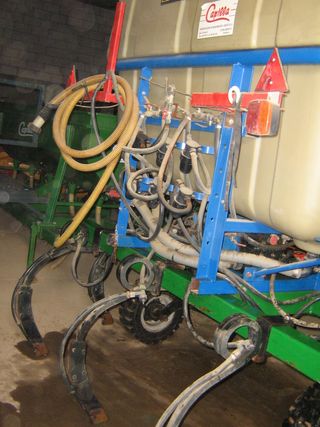 MAQUINA INYECTORA DE ABONO LÍQUIDO