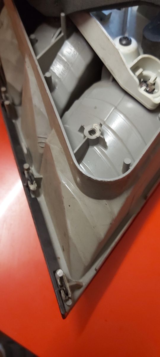 PILOTO IZQUIERDO MERCEDES CLASSE E W211