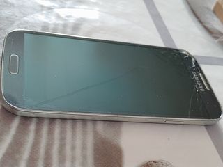 Samsung Galaxy S4 averiado