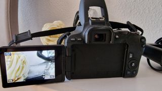 Cámara con trípode